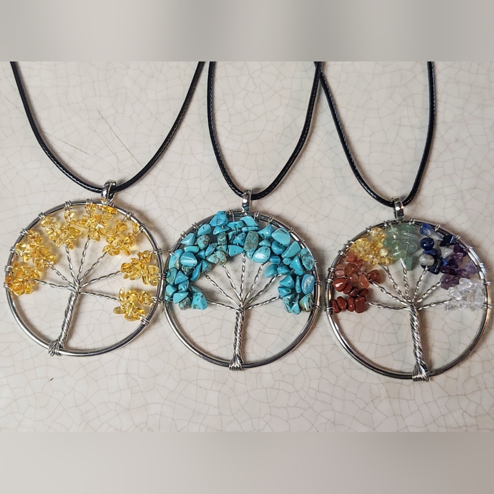 Tree of Life Crystal Pendant. Wire Wrap Jewlery. - Picture 6 of 7